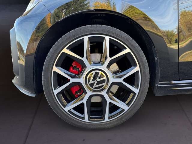 Volkswagen up! GTI