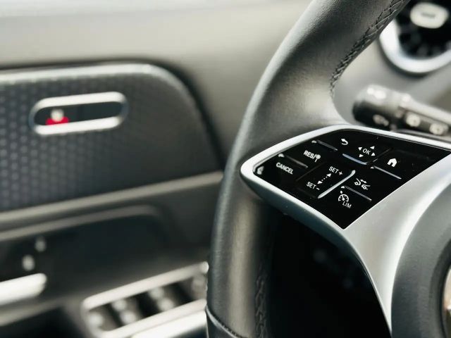 Mercedes-Benz GLA 220 4MATIC GLA 220 d