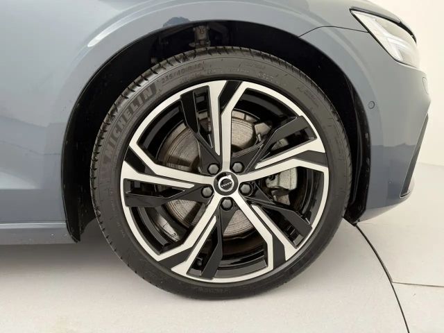 Volvo V60 AWD Dark Hybrid Recharge T6