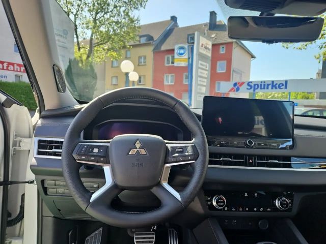 Mitsubishi Outlander 4WD PHEV