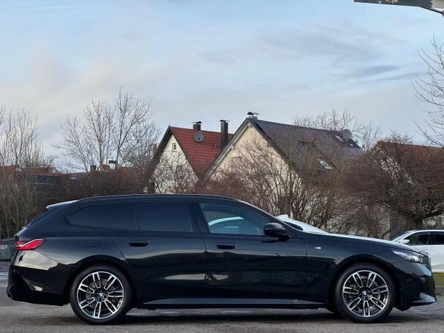 BMW 520 520d M-Sport Touring xDrive
