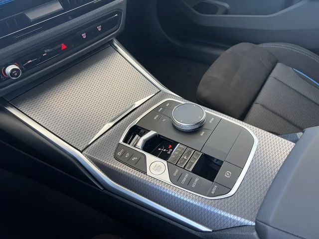 BMW 320 320d M-Sport Touring xDrive