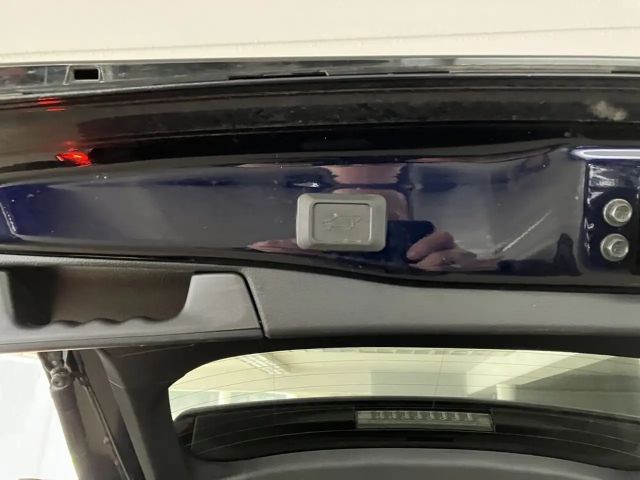 Suzuki Across E-Four Flash