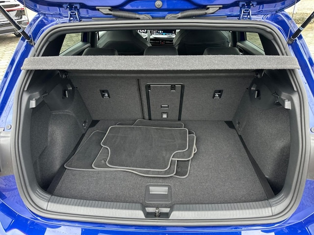 Volkswagen Golf 1.5 TSI R-Line