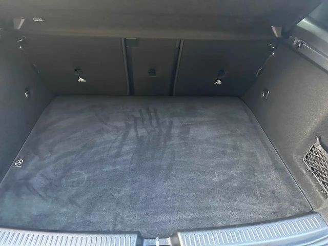 Mercedes-Benz A 220 A 220 d AMG Line