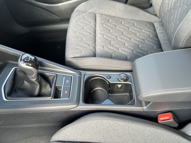 Volkswagen Golf 1.5 TSI Life Variant