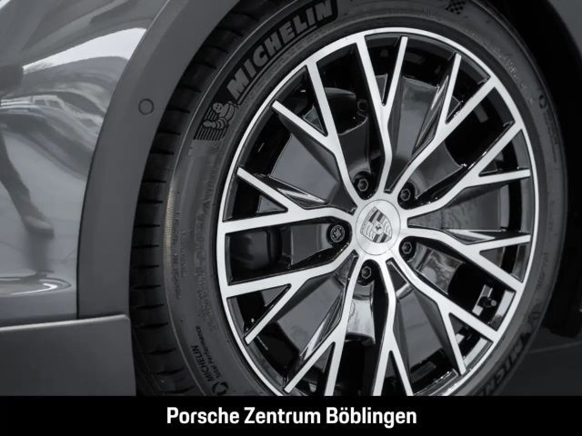 Porsche Taycan 4 Cross Turismo