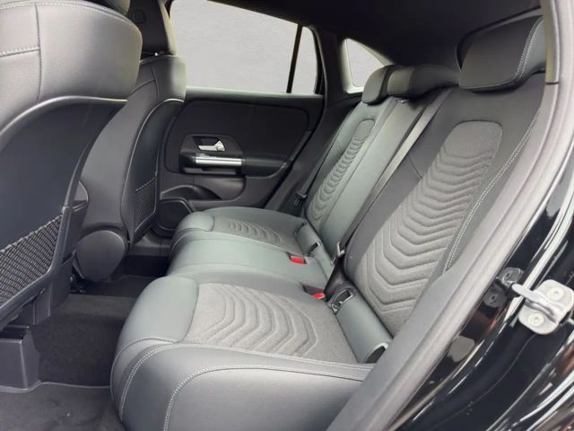 Mercedes-Benz GLA 180 GLA