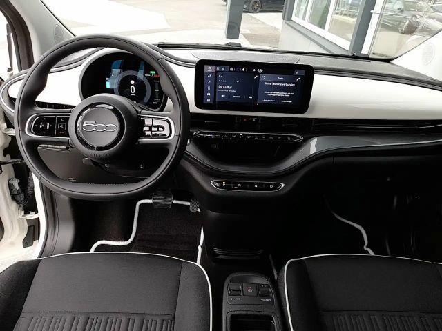 Fiat 500C 42 kWh Cabriolet Aut. *LED / VIRTUELL / STANDHZ...