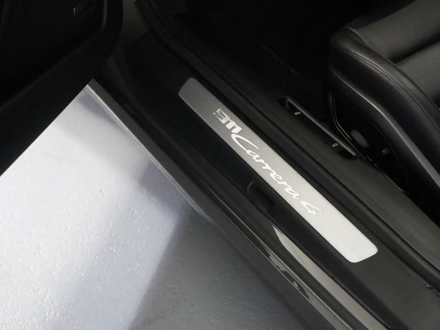 Porsche 911 4 Carrera Coupé