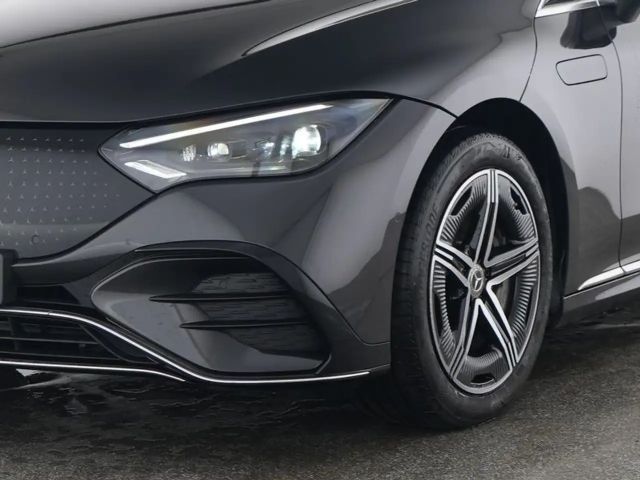 Mercedes-Benz EQE 350 AMG Line Sedan