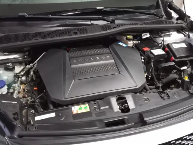 Peugeot E-2008 GT-Line