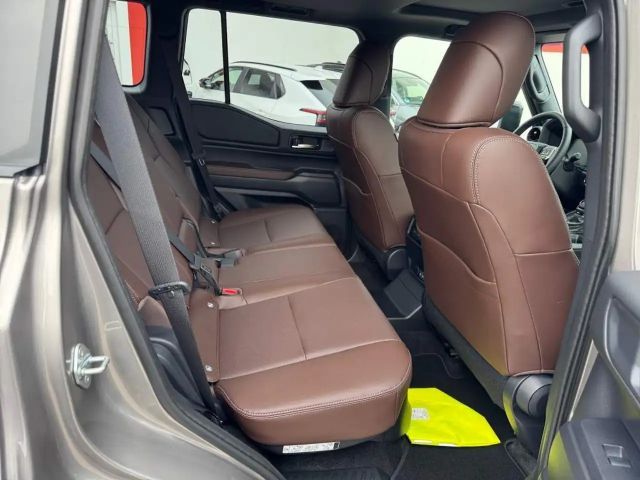 Toyota Land Cruiser 2.8 D-4D 7-zitter Executive