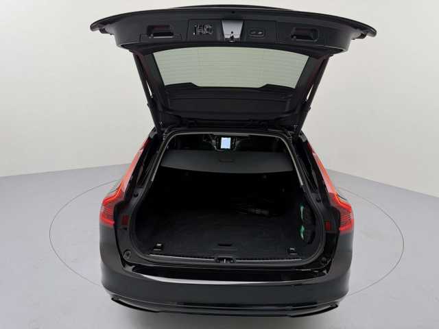 Volvo V90 AWD Dark Plus Recharge T6