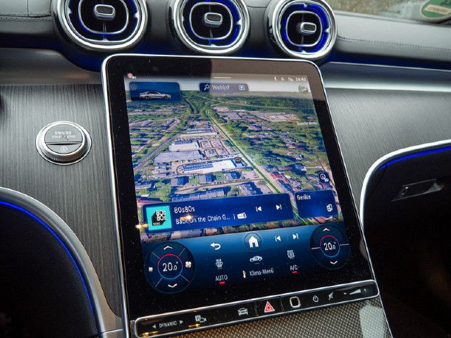 Mercedes-Benz C 220 AMG Line C 220 d Sedan