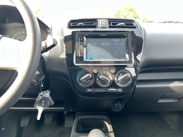 Mitsubishi Space Star Star