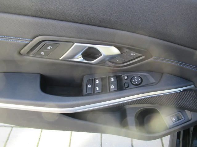 BMW 320 320d M-Sport xDrive