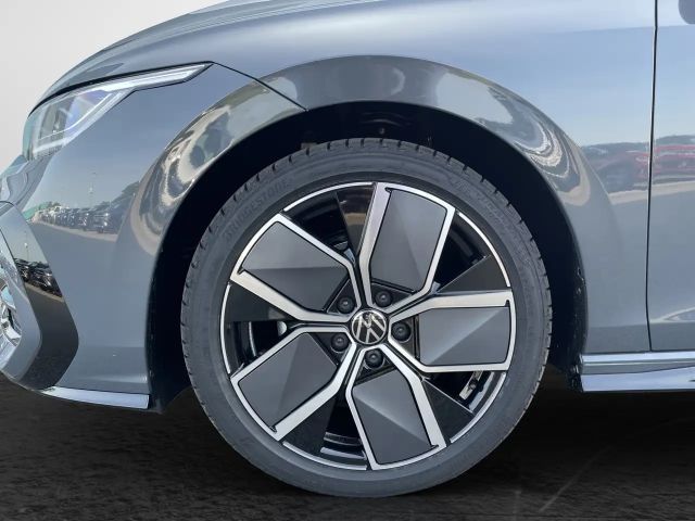 Volkswagen Golf 1.5 eTSI DSG R-Line