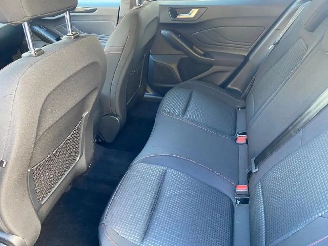 Ford Focus ST Line Wagon