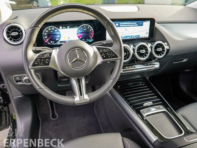 Mercedes-Benz B 200 Progressive