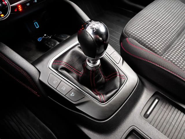 Ford Focus ST Line Wagon