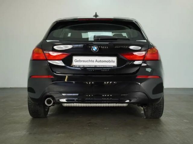 BMW 116 116i 5-deurs Sedan