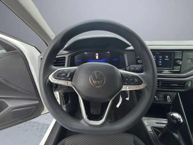 Volkswagen Polo Basis