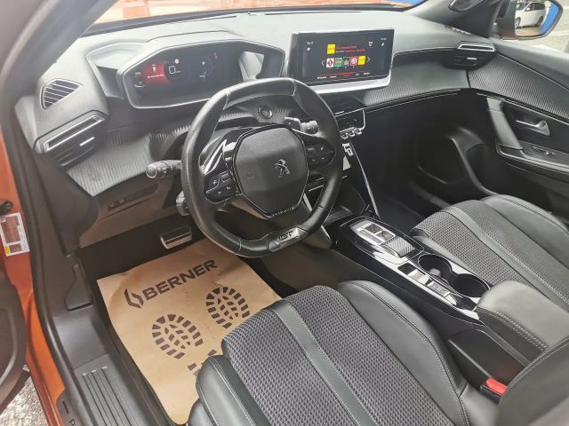 Peugeot 2008 EAT8 GT-Line PureTech