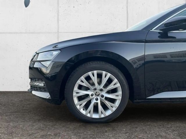 Skoda Superb 2.0 TDI Combi Style Style