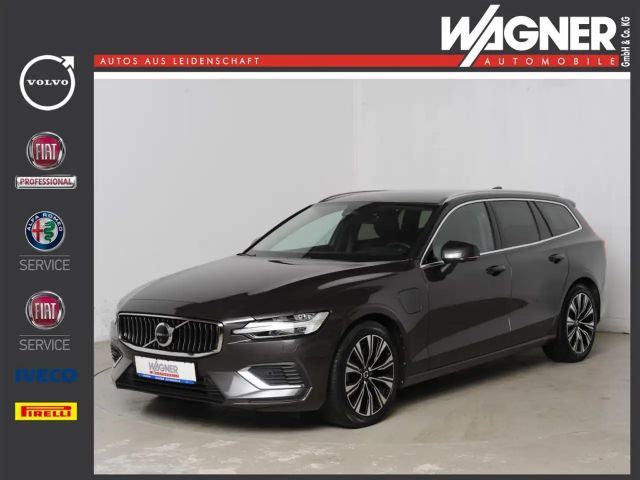 Volvo V60 Cross Country AWD Plus