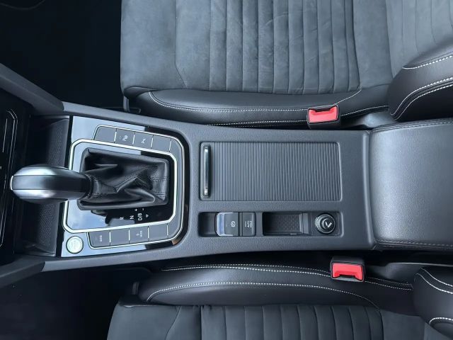 Volkswagen Passat GTE Variant