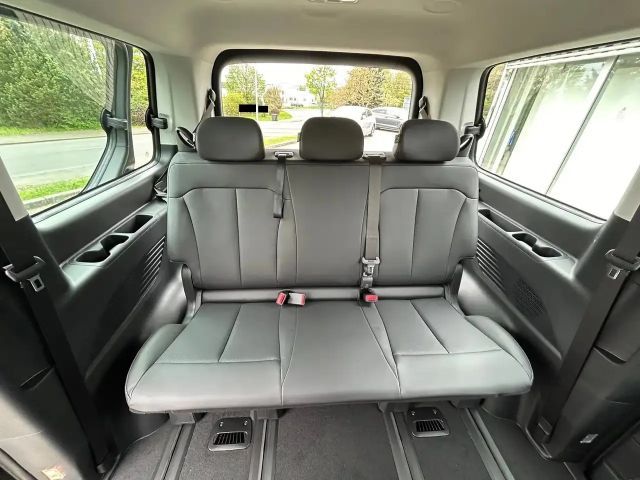 Hyundai Staria Trend