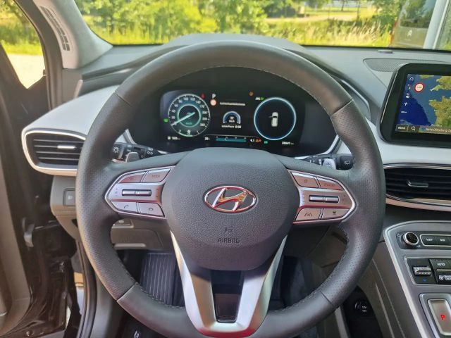 Hyundai Santa Fe Hybrid