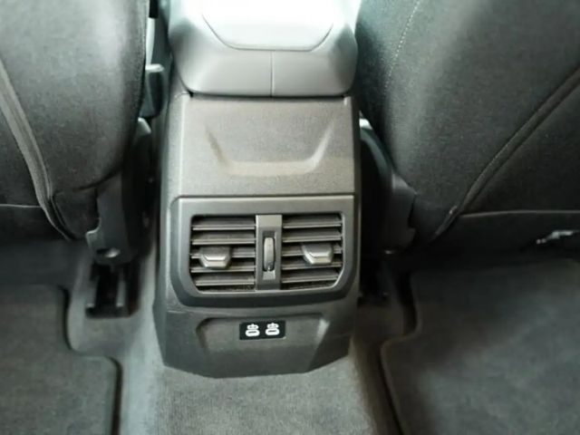 BMW 120 120i M-Sport Sedan