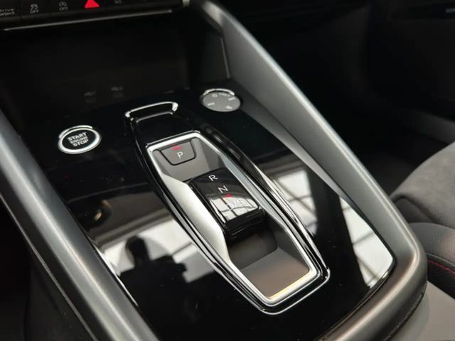 Audi A3 35 TFSI S-Line S-Tronic Sedan