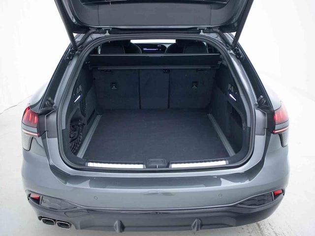 Audi A6 Avant Quattro S-Tronic