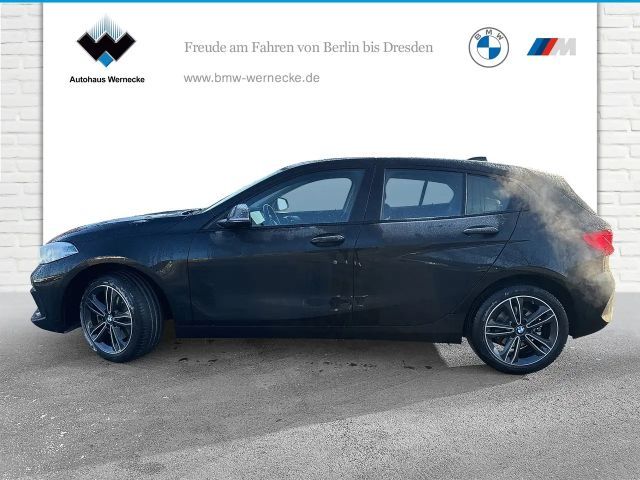 BMW 118 118i Sedan Sport Line