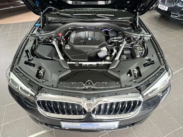 BMW 520 520d Business Line Touring xDrive