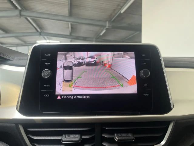 Volkswagen T-Roc 1.5 TSI DSG Move