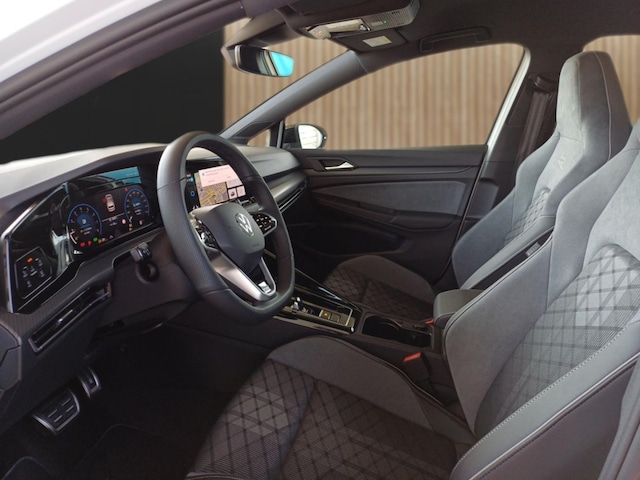 Volkswagen Golf 1.5 eTSI Golf VIII