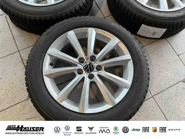 Volkswagen Polo 1.0 TSI DSG R-Line