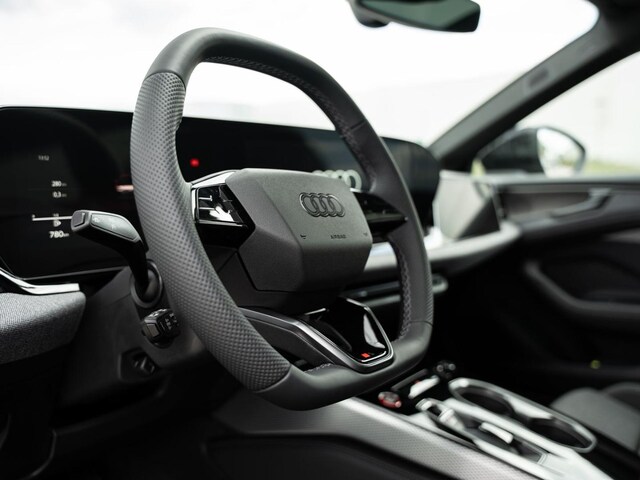 Audi A6 Avant Quattro S-Tronic