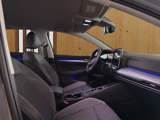 Volkswagen Golf 1.5 eTSI DSG Golf VIII Variant