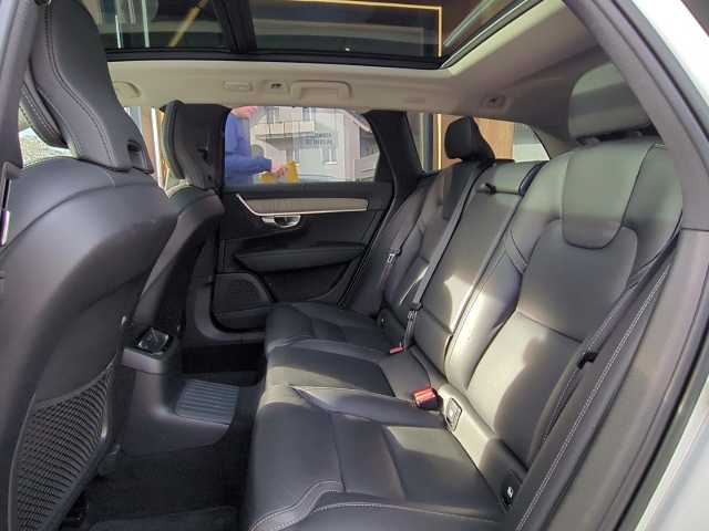Volvo V90 V90