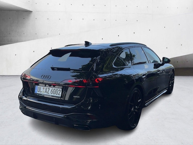 Audi A6 Avant Quattro S-Tronic