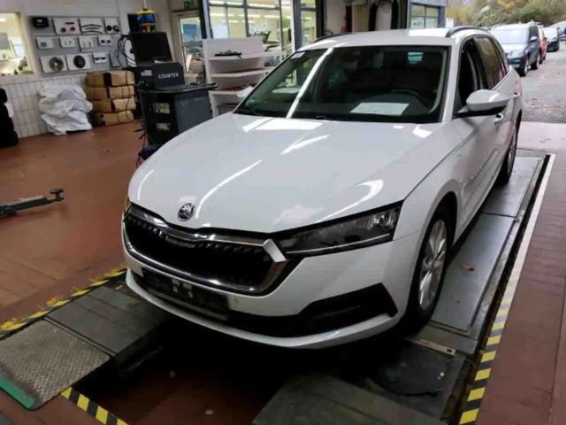 Skoda Octavia Ambition Combi iV