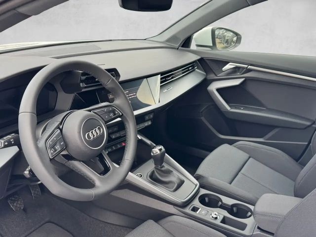 Audi A3 30 TFSI Sedan