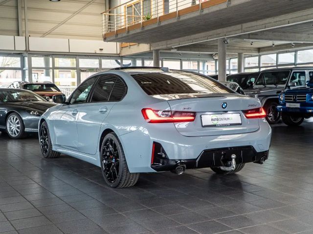 BMW 320 320d M-Sport Sedan xDrive