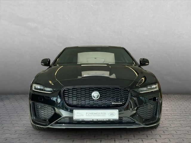 Jaguar XE HSE P250 R-Dynamic