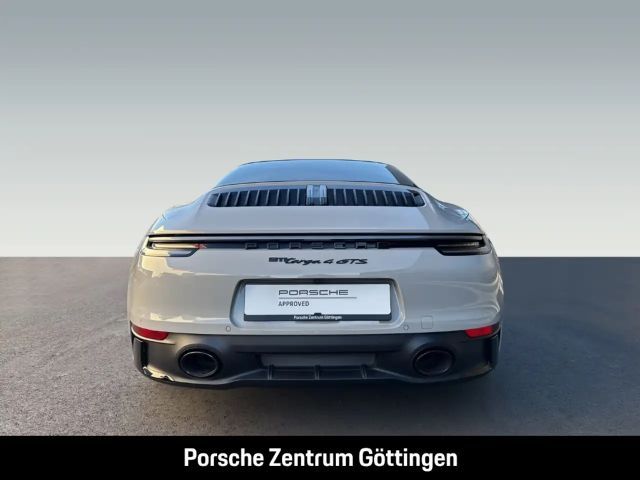 Porsche 992 4 Coupé GTS Targa